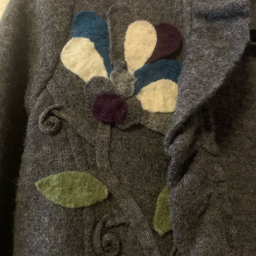 Blazer - Picture 3 of 3